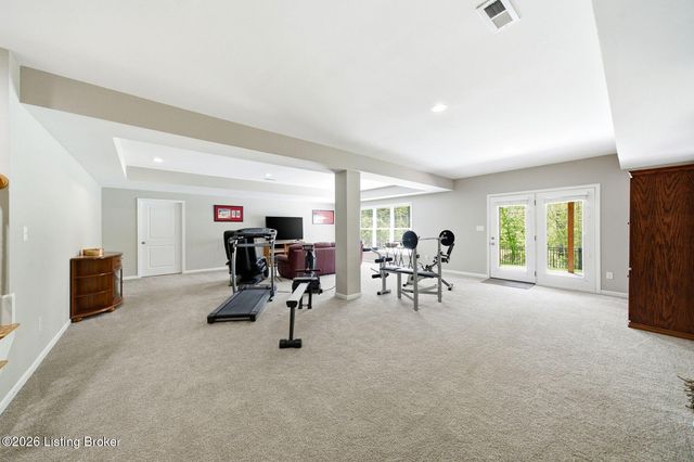 2302 Clemons Way, Louisville, KY 40023