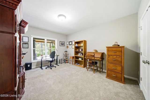 2302 Clemons Way, Louisville, KY 40023