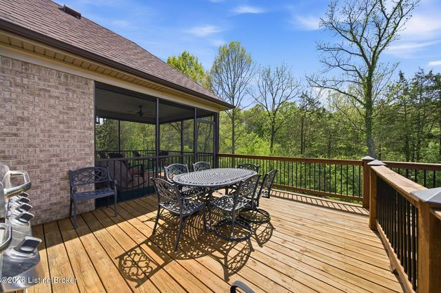 2302 Clemons Way, Louisville, KY 40023