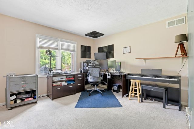 7814 Hampton Place, Fishers, IN 46038