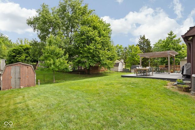 7814 Hampton Place, Fishers, IN 46038