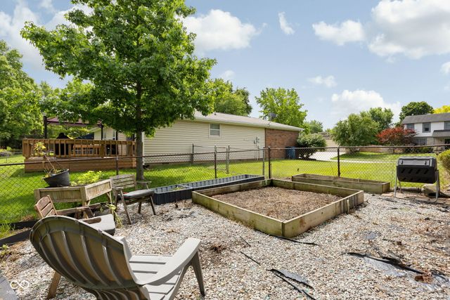 7814 Hampton Place, Fishers, IN 46038