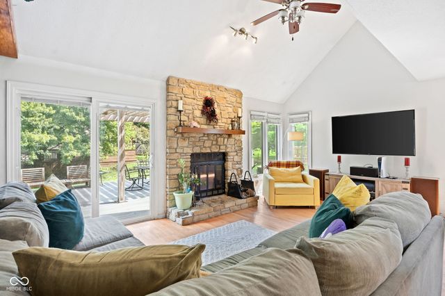 7814 Hampton Place, Fishers, IN 46038