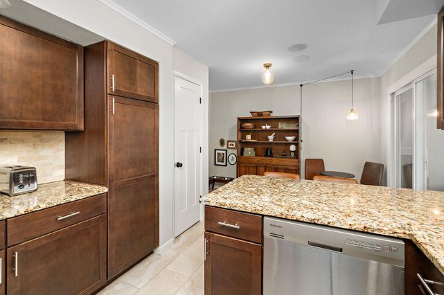 4640 Decatur Avenue N, New Hope, MN 55428