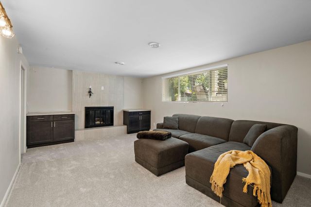4640 Decatur Avenue N, New Hope, MN 55428