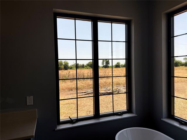 1405 County Road 247, Valley View, TX 76272