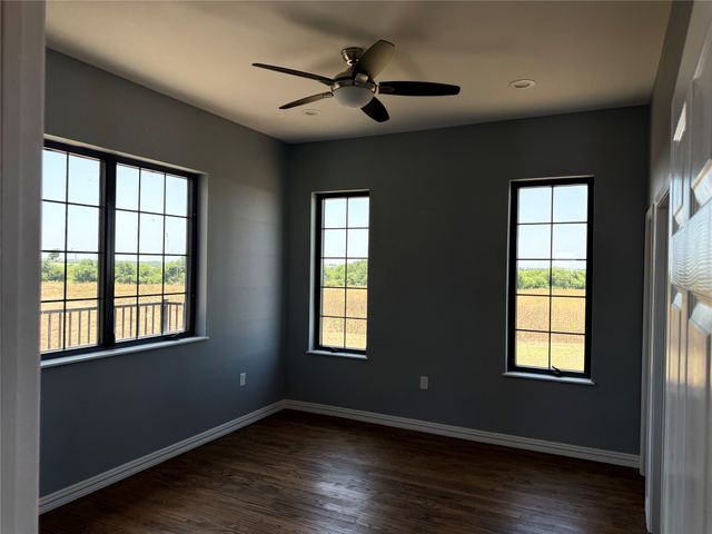 1405 County Road 247, Valley View, TX 76272