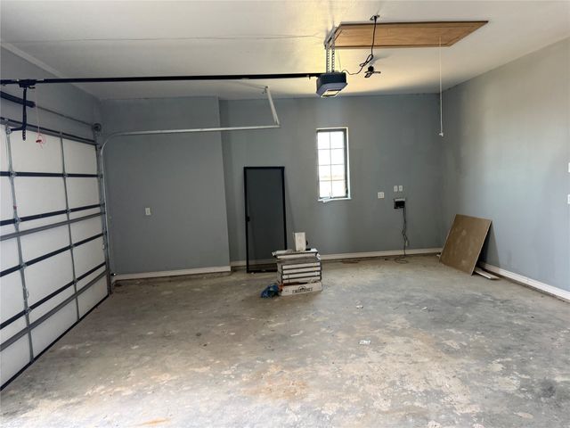 1405 County Road 247, Valley View, TX 76272