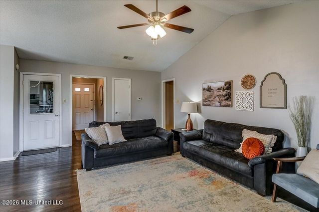 4194 Blackstone Drive, Horn Lake, MS 38637