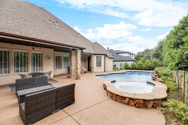6710 Vines Court, Colleyville, TX 76034