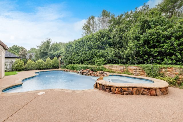 6710 Vines Court, Colleyville, TX 76034