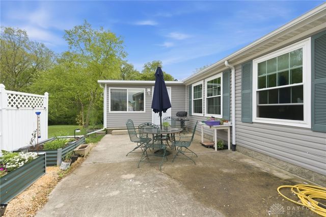 2310 Mallory Court 8, Fairborn, OH 45324