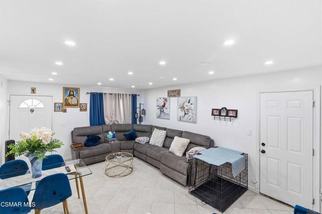 3444 Lockwood Court 18, Simi Valley, CA 93063