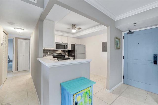 260 Seaview CT 407, Marco Island, FL 34145