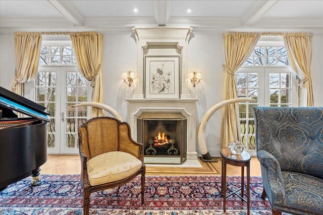 338 Kenilworth Avenue, Kenilworth, IL 60043