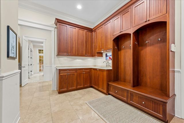 338 Kenilworth Avenue, Kenilworth, IL 60043