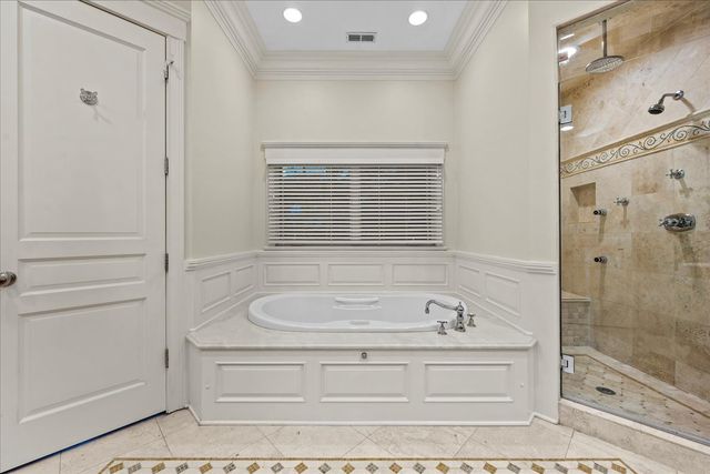 338 Kenilworth Avenue, Kenilworth, IL 60043