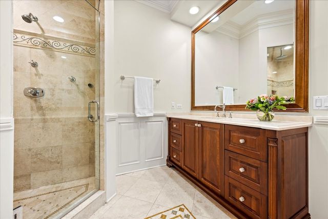 338 Kenilworth Avenue, Kenilworth, IL 60043