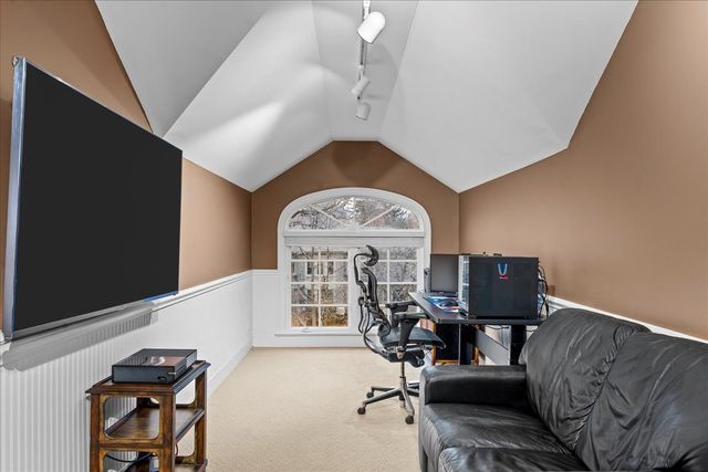 338 Kenilworth Avenue, Kenilworth, IL 60043