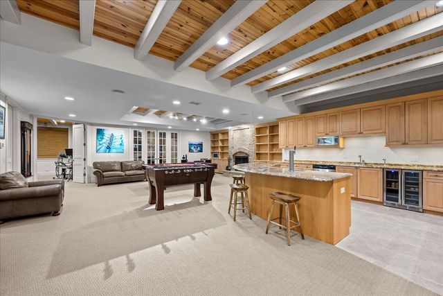 338 Kenilworth Avenue, Kenilworth, IL 60043