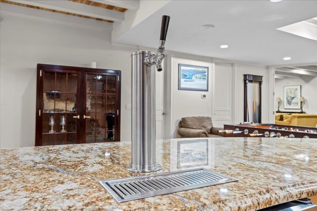 338 Kenilworth Avenue, Kenilworth, IL 60043