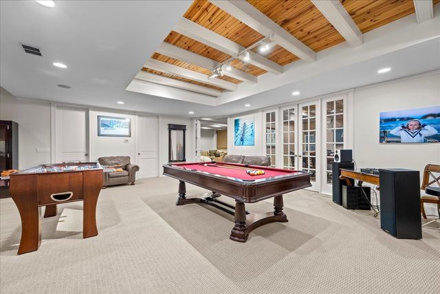 338 Kenilworth Avenue, Kenilworth, IL 60043