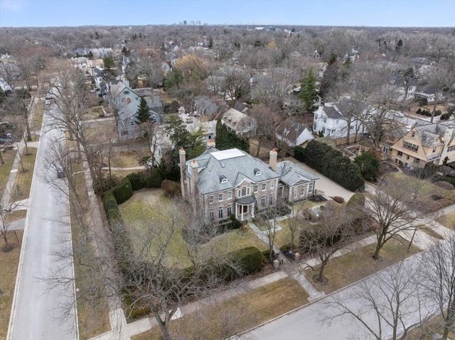 338 Kenilworth Avenue, Kenilworth, IL 60043