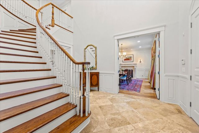 338 Kenilworth Avenue, Kenilworth, IL 60043