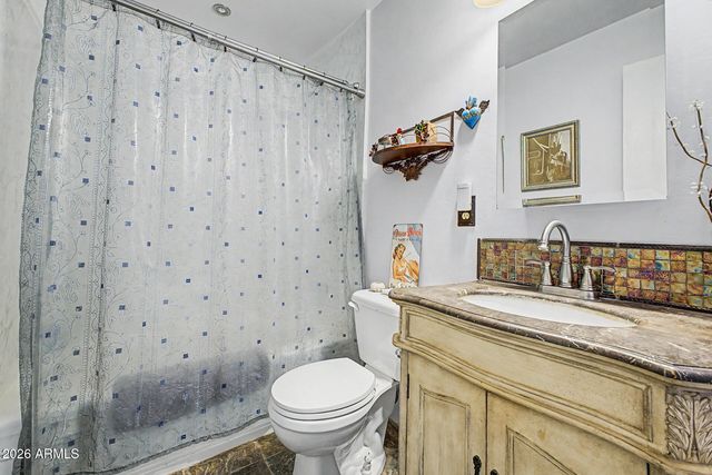 1202 E BECKER Lane, Phoenix, AZ 85020