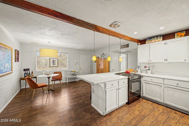1202 E BECKER Lane, Phoenix, AZ 85020