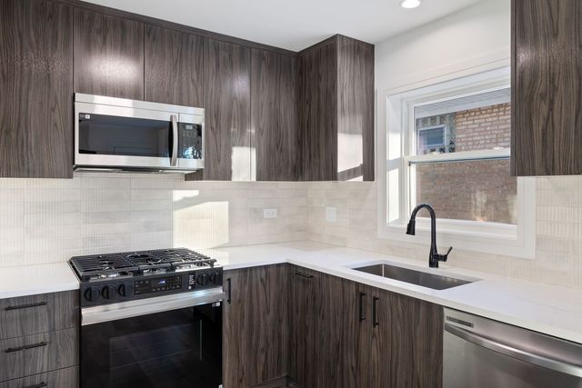 4525 N Plainfield Avenue, Norridge, IL 60706