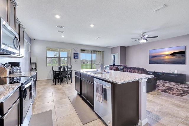 6343 NW Regent Street, Port St. Lucie, FL 34983