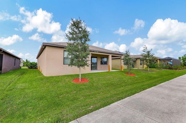 6343 NW Regent Street, Port St. Lucie, FL 34983