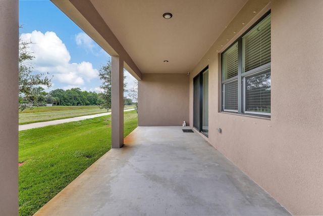 6343 NW Regent Street, Port St. Lucie, FL 34983