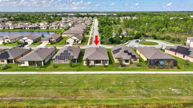 6343 NW Regent Street, Port St. Lucie, FL 34983