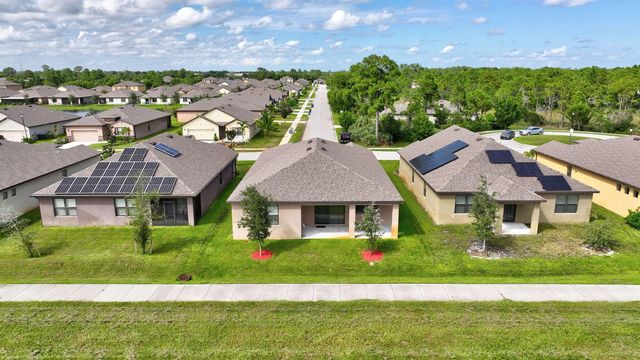 6343 NW Regent Street, Port St. Lucie, FL 34983