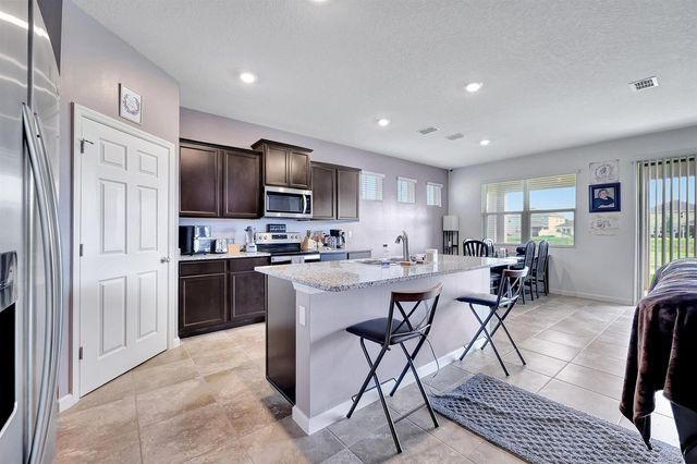 6343 NW Regent Street, Port St. Lucie, FL 34983