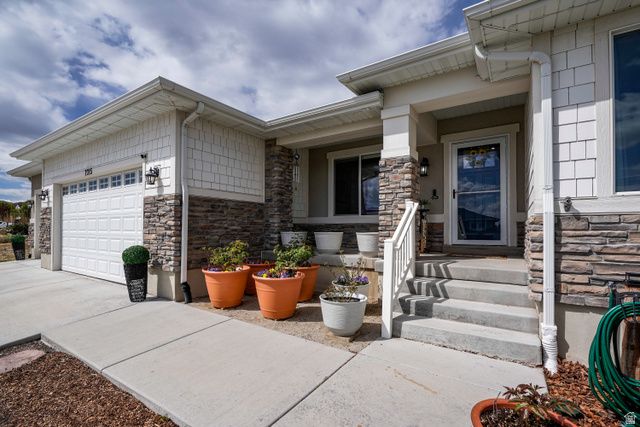 2315 E DUGWAY DR, Eagle Mountain, UT 84005