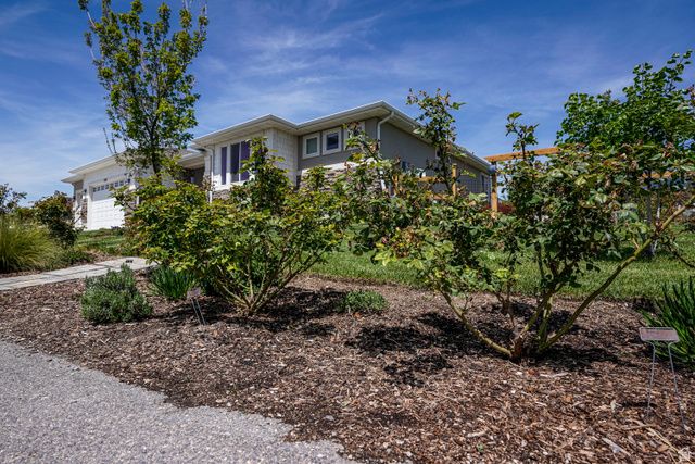 2315 E DUGWAY DR, Eagle Mountain, UT 84005