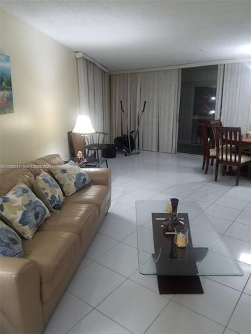 6921 Environ Boulevard 4P, Lauderhill, FL 33319