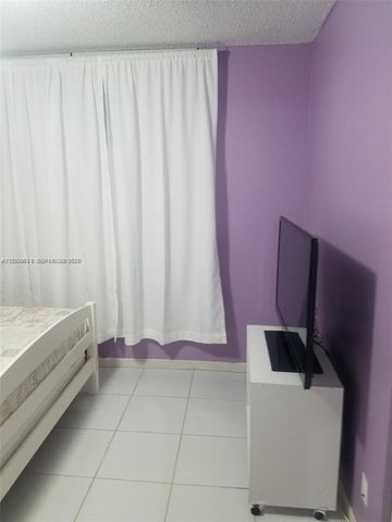 6921 Environ Boulevard 4P, Lauderhill, FL 33319