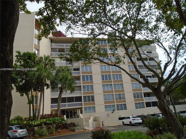 6921 Environ Boulevard 4P, Lauderhill, FL 33319