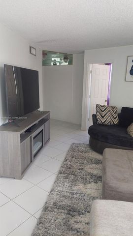 6921 Environ Boulevard 4P, Lauderhill, FL 33319