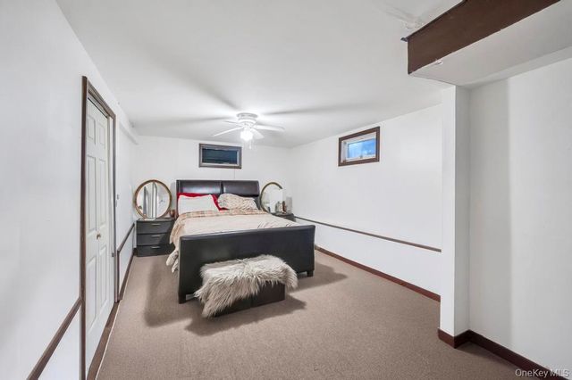 488 Pershing Blvd, Rockville Centre, NY 11570