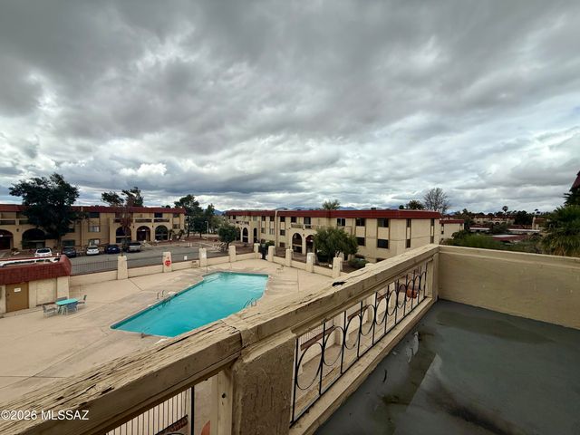 6341 N Barcelona Ct Unit 809, Tucson, AZ 85704