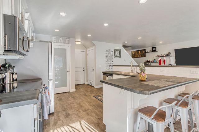 5203 W COURTLY LN, Herriman, UT 84096