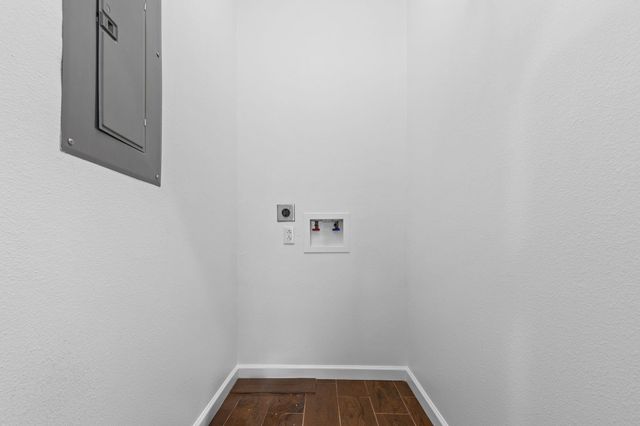 984 Crane Lane, Crystal Beach, TX 77650