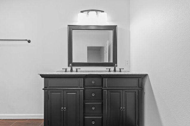 984 Crane Lane, Crystal Beach, TX 77650