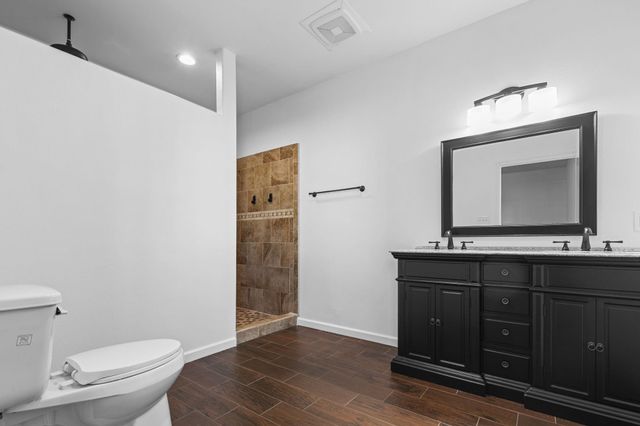 984 Crane Lane, Crystal Beach, TX 77650