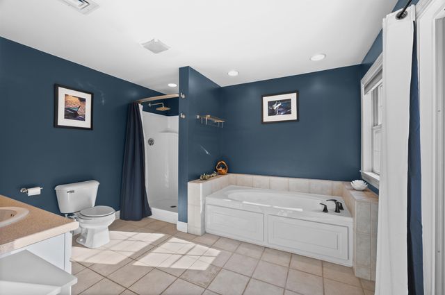 24 Deborah Lane, Dover, NH 03820